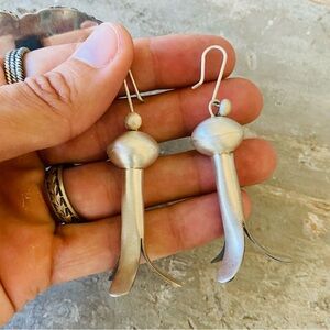 ♥️ Navajo ♥️ Derrick Cadman Sterling Silver Blossom Earrings